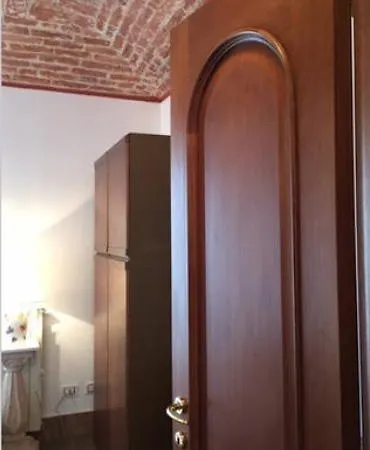Apartment Lucy's Houses - Vittoria Arancio *
